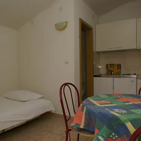 Studio Podaca 2617d וליקי דרבניק